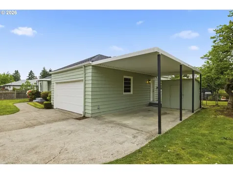 4944 NE 37th Avenue Portland OR 97211