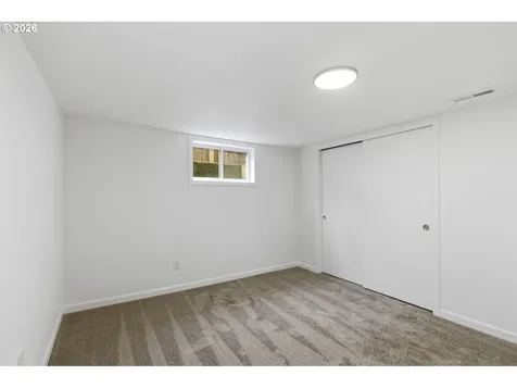 4944 NE 37th Avenue Portland OR 97211