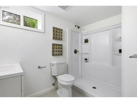 4944 NE 37th Avenue Portland OR 97211