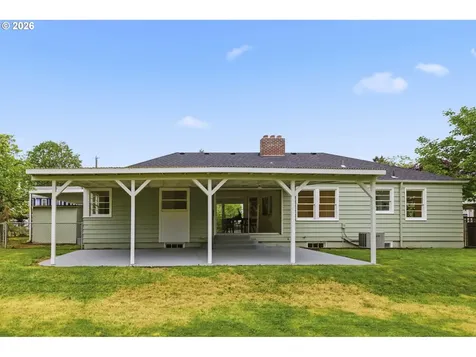 4944 NE 37th Avenue Portland OR 97211