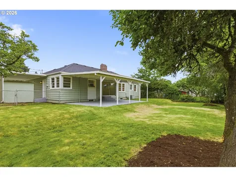 4944 NE 37th Avenue Portland OR 97211