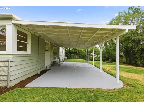 4944 NE 37th Avenue Portland OR 97211