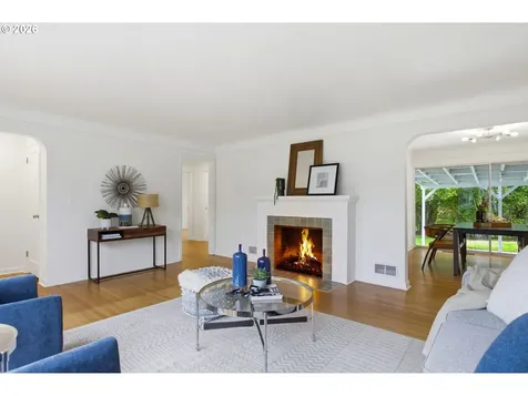 4944 NE 37th Avenue Portland OR 97211