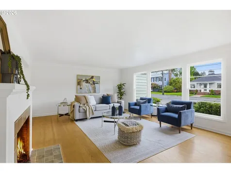 4944 NE 37th Avenue Portland OR 97211