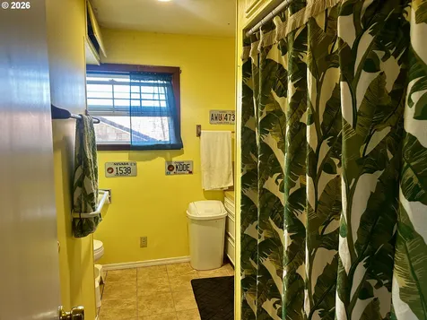 20 Skyline Place Astoria OR 97103