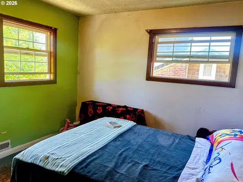 20 Skyline Place Astoria OR 97103