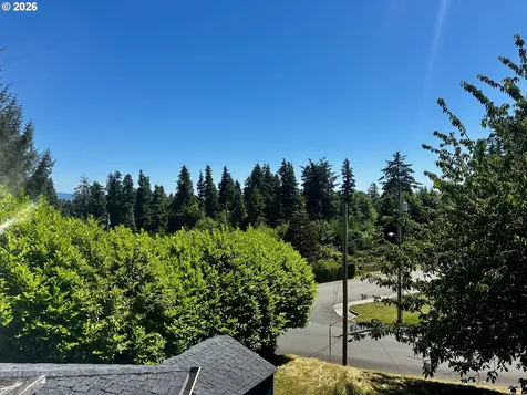 20 Skyline Place Astoria OR 97103