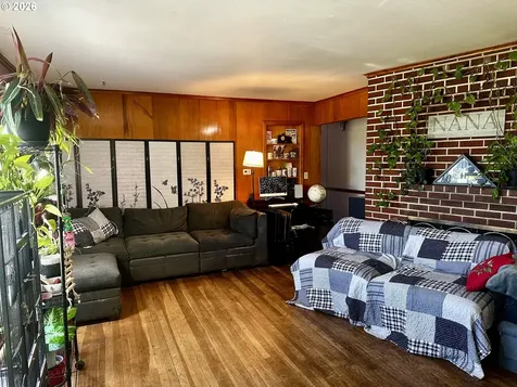 20 Skyline Place Astoria OR 97103