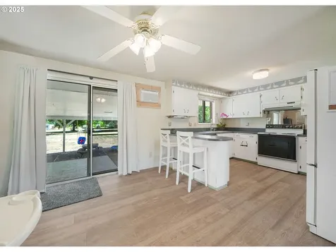 84585 Bristow Road Pleasant Hill OR 97455