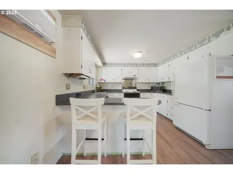84585 Bristow Road Pleasant Hill OR 97455