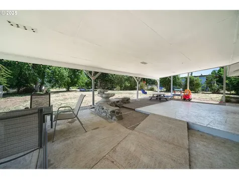 84585 Bristow Road Pleasant Hill OR 97455