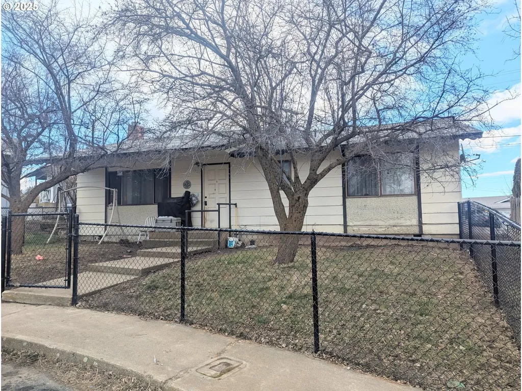 1320 Evangeline Terrace Elgin OR 97827