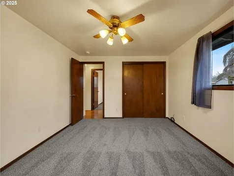 1440 NE 18th Street Gresham OR 97030