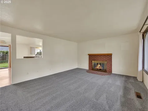 1440 NE 18th Street Gresham OR 97030