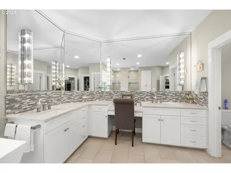 19583 SE Cottonwood Street Milwaukie OR 97267