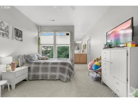 19583 SE Cottonwood Street Milwaukie OR 97267