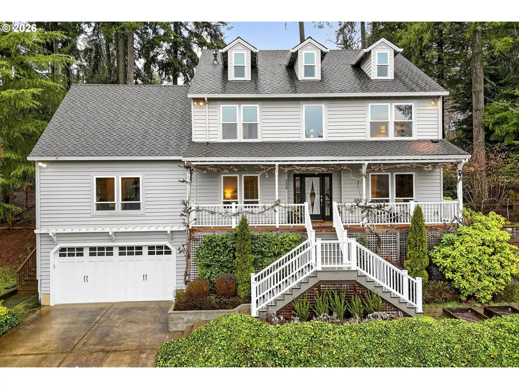 3009 SW Dickinson Street Portland OR 97219