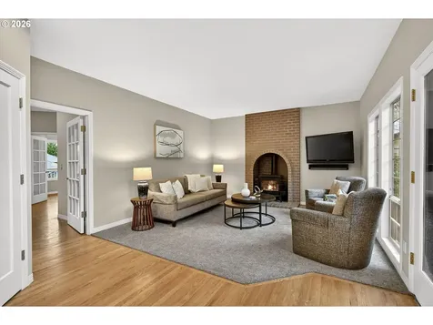 3009 SW Dickinson Street Portland OR 97219