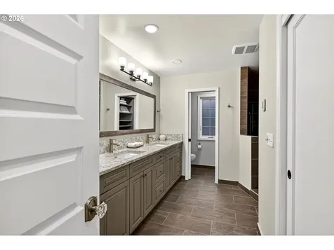 3009 SW Dickinson Street Portland OR 97219