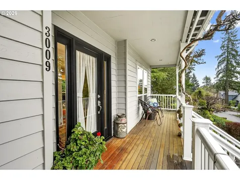 3009 SW Dickinson Street Portland OR 97219