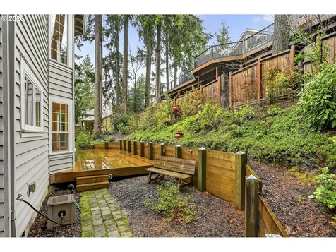 3009 SW Dickinson Street Portland OR 97219
