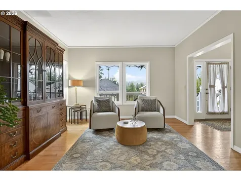 3009 SW Dickinson Street Portland OR 97219