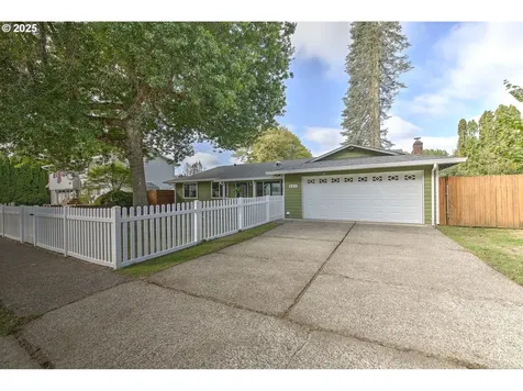 714 NE 152nd Avenue Vancouver WA 98684