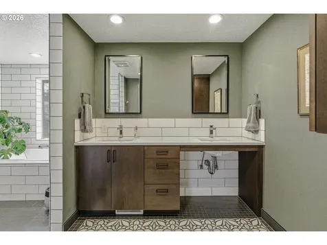 8750 SW Bridletrail Avenue Beaverton OR 97008