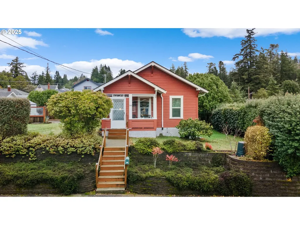 144 N Gould Street Coquille OR 97423