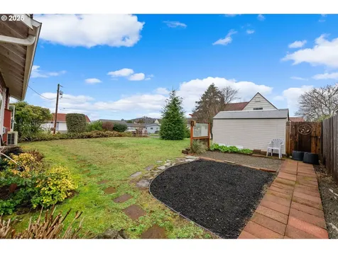 144 N Gould Street Coquille OR 97423