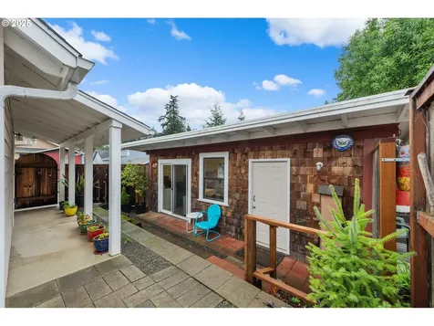 144 N Gould Street Coquille OR 97423