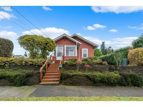 144 N Gould Street Coquille OR 97423