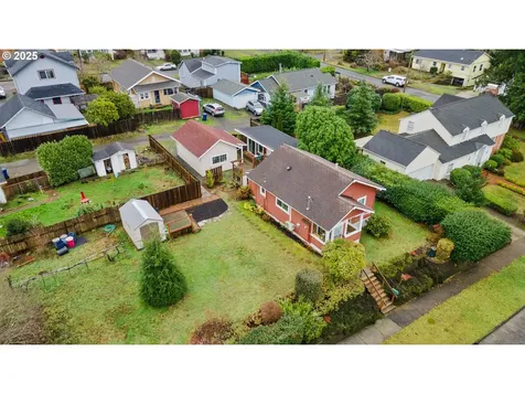 144 N Gould Street Coquille OR 97423