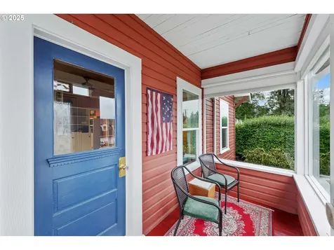144 N Gould Street Coquille OR 97423