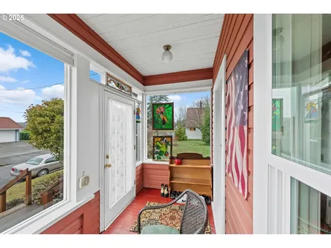 144 N Gould Street Coquille OR 97423