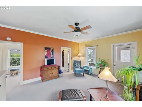 144 N Gould Street Coquille OR 97423