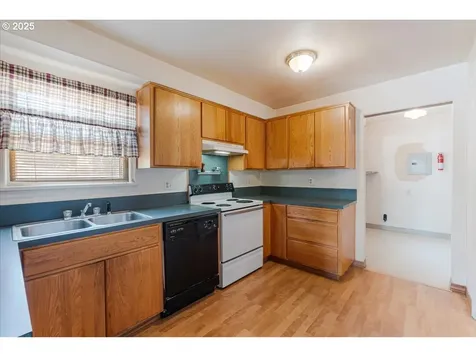 603 E 6th Street Newberg OR 97132
