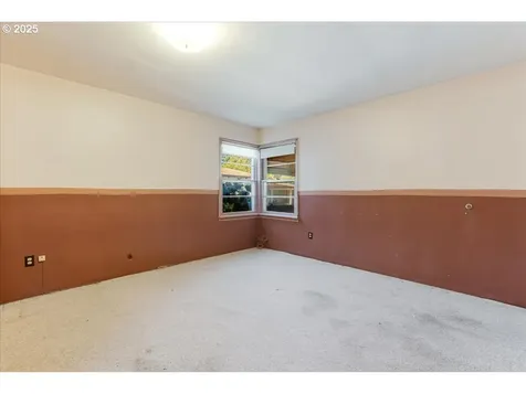 603 E 6th Street Newberg OR 97132