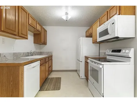 3301 SE 175th Place Portland OR 97236