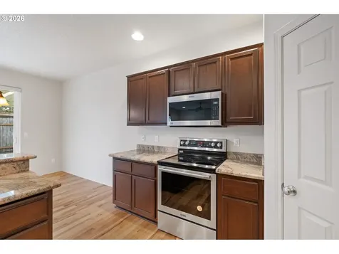 3105 NE 120th Avenue Vancouver WA 98682