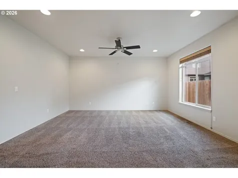 3105 NE 120th Avenue Vancouver WA 98682