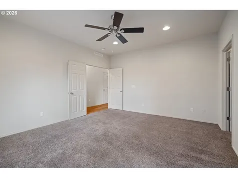3105 NE 120th Avenue Vancouver WA 98682