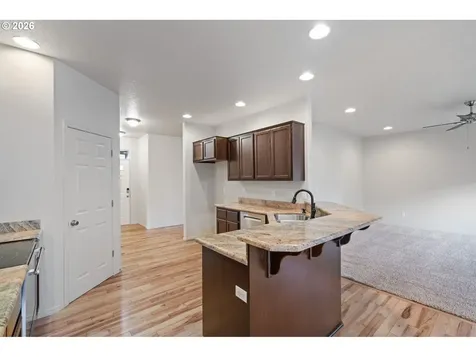 3105 NE 120th Avenue Vancouver WA 98682