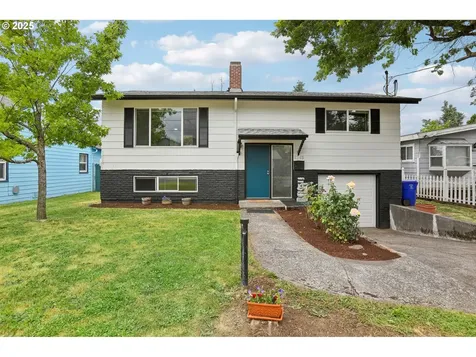 9245 SE Harrison Street Portland OR 97216