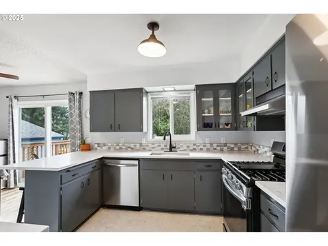 9245 SE Harrison Street Portland OR 97216