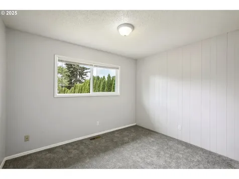 9245 SE Harrison Street Portland OR 97216