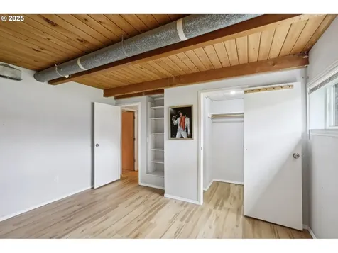 9245 SE Harrison Street Portland OR 97216