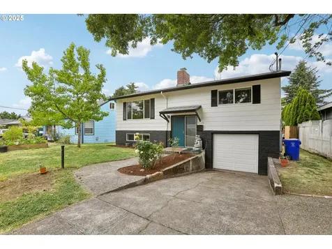 9245 SE Harrison Street Portland OR 97216