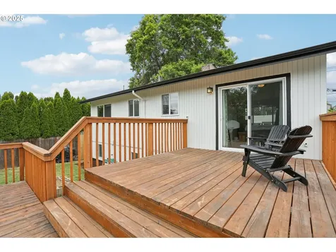 9245 SE Harrison Street Portland OR 97216