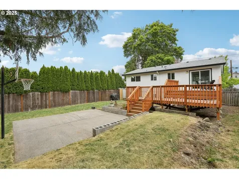 9245 SE Harrison Street Portland OR 97216
